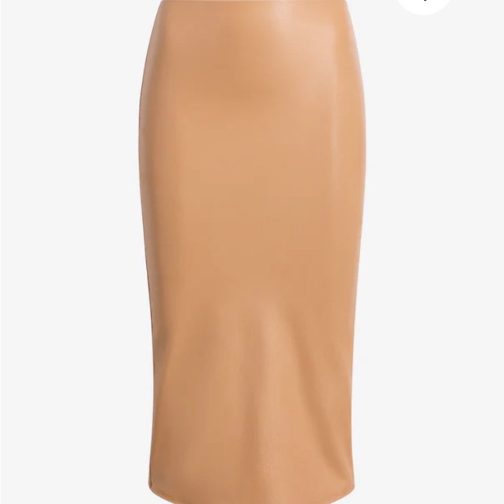 Size 10 leather skirt in perfect condition.